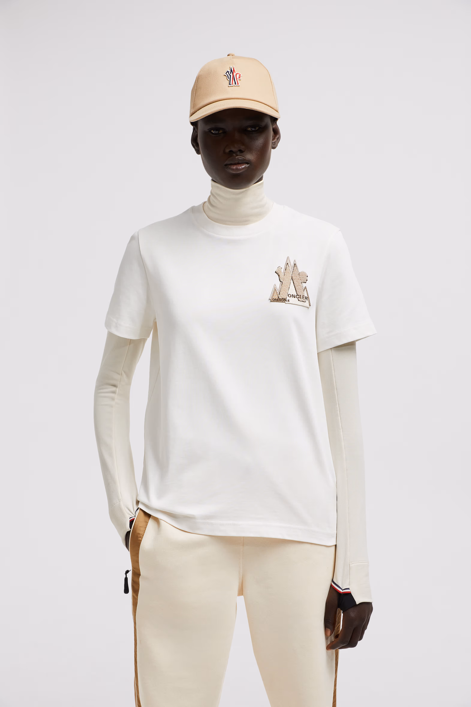 Mountain Logo Patch Cotton T-Shirt Women White Moncler 0